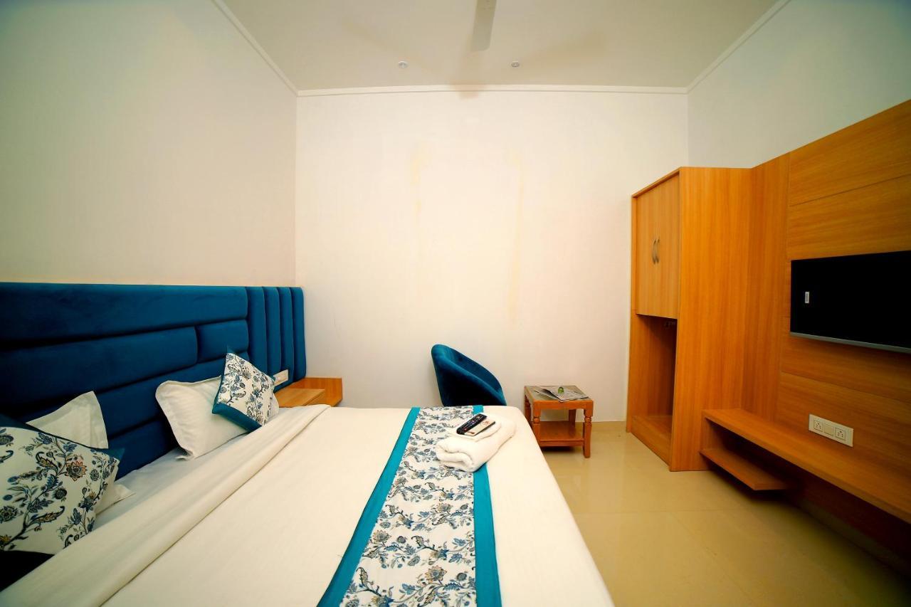 Hotel Diamond View Amritsar Luaran gambar