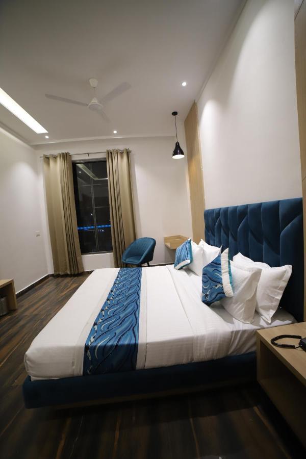 Hotel Diamond View Amritsar Luaran gambar