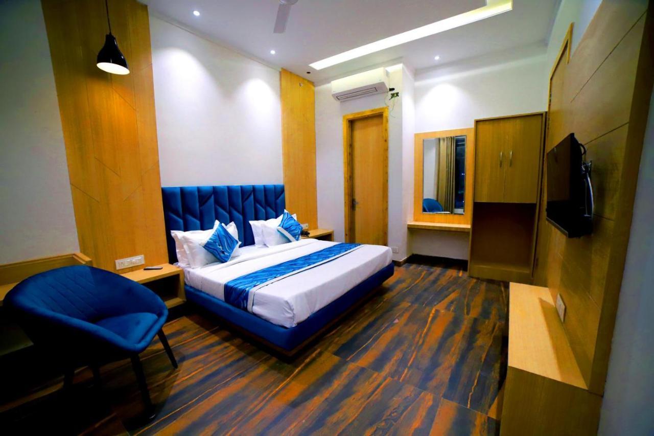 Hotel Diamond View Amritsar Luaran gambar